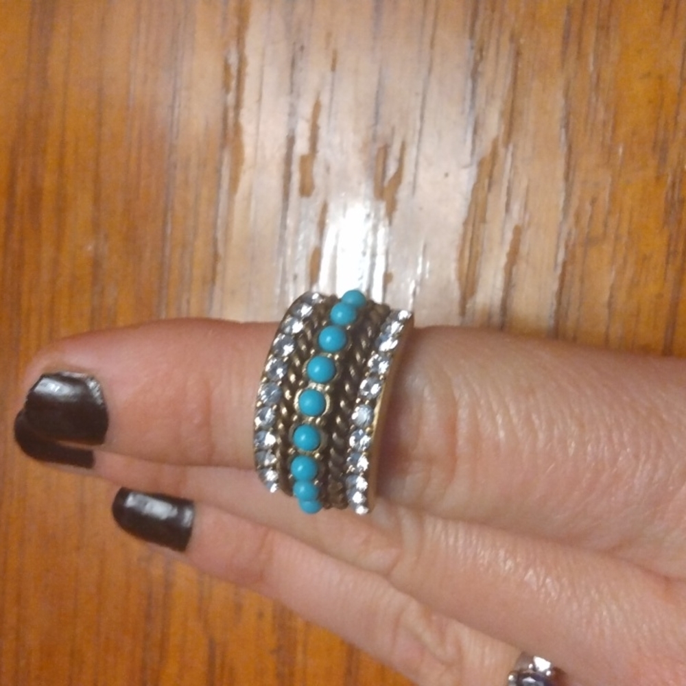 Heidi Daus statement ring